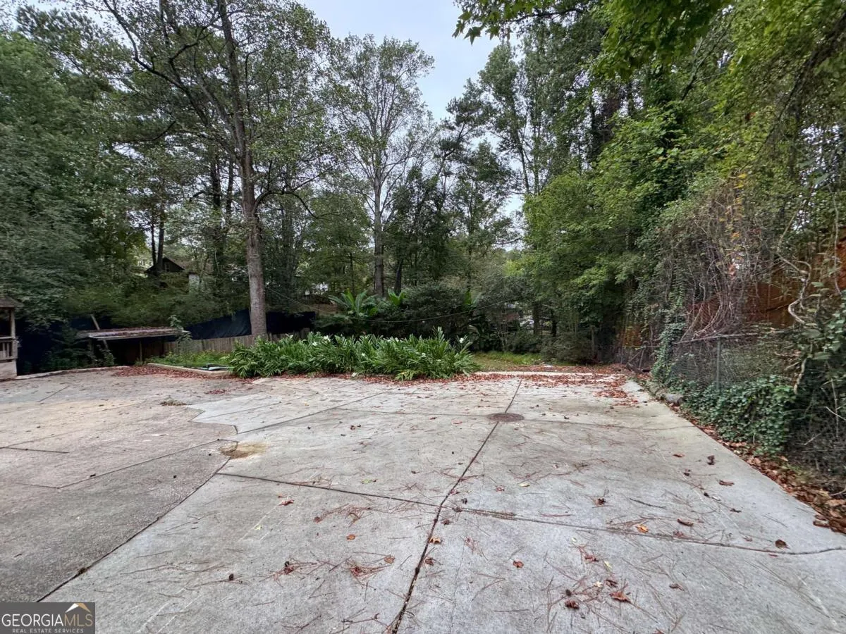 430 Church Road SW