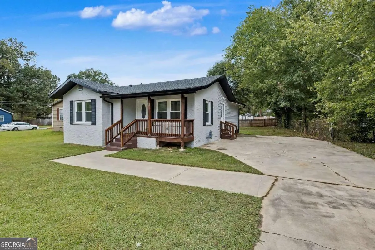 40 Paris Drive SW