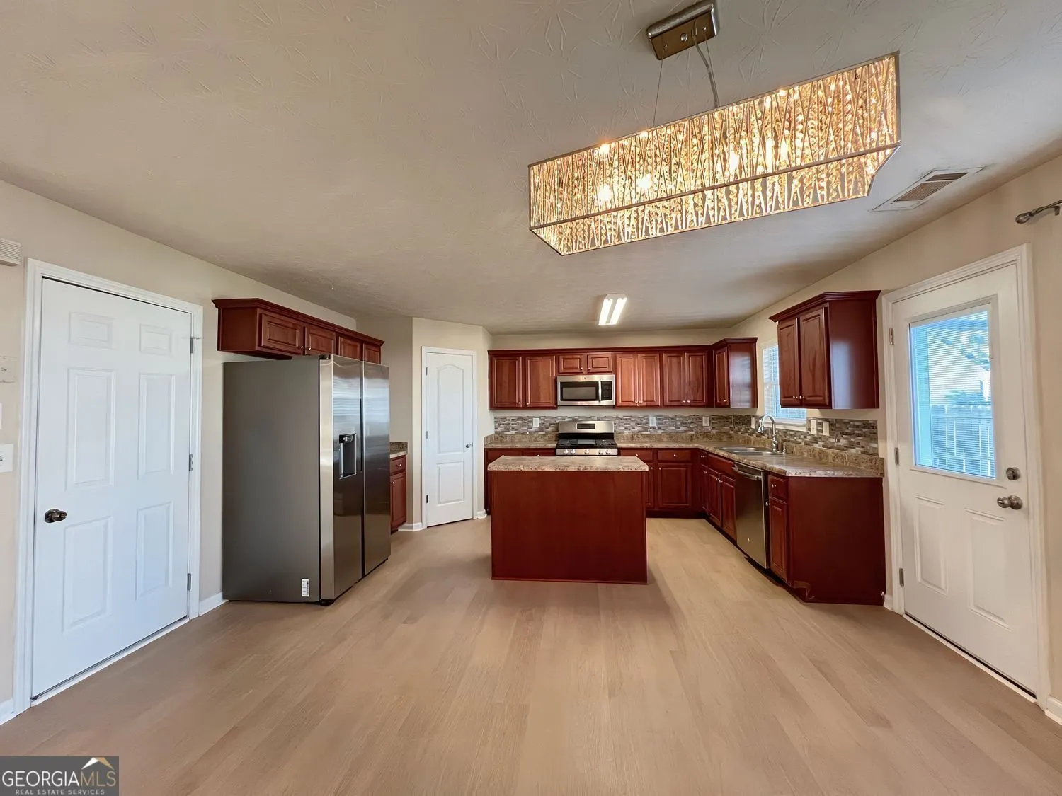 2751 Spence Court