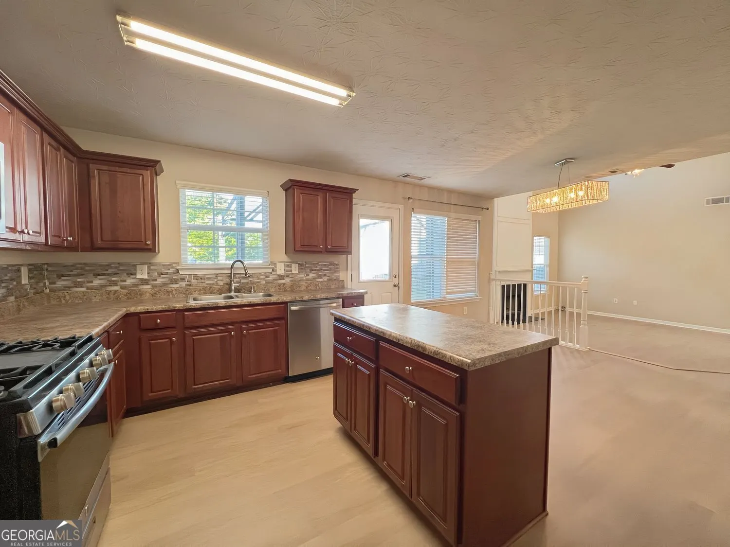 2751 Spence Court
