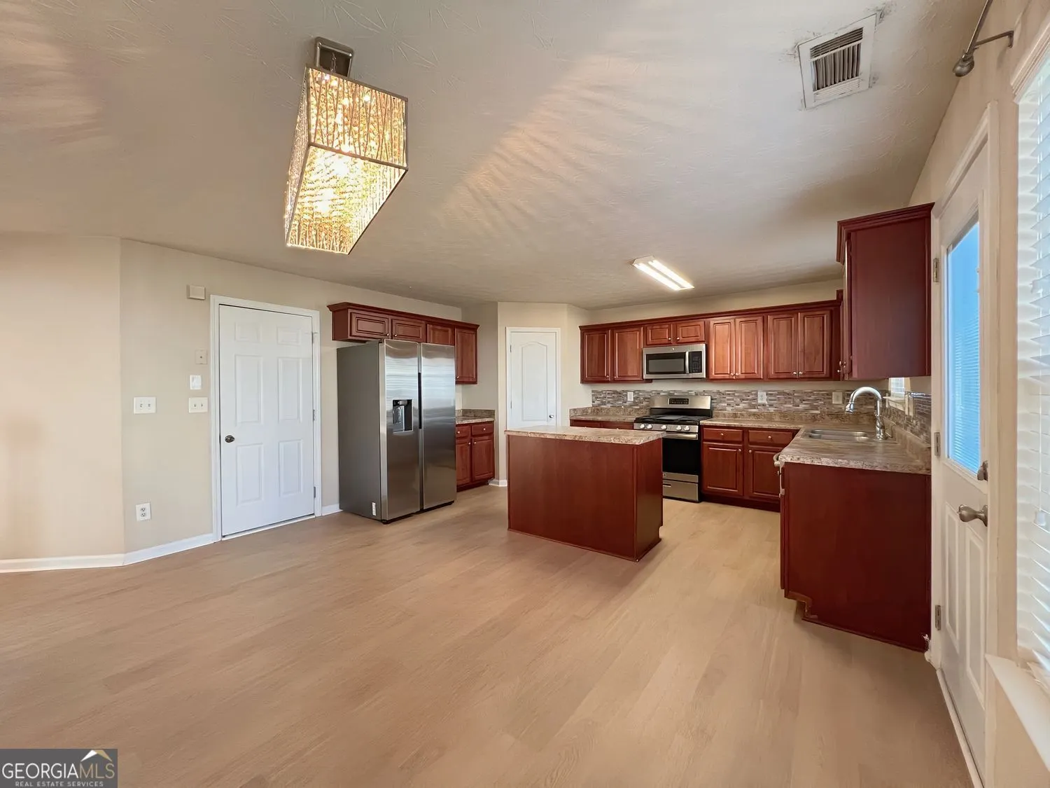 2751 Spence Court