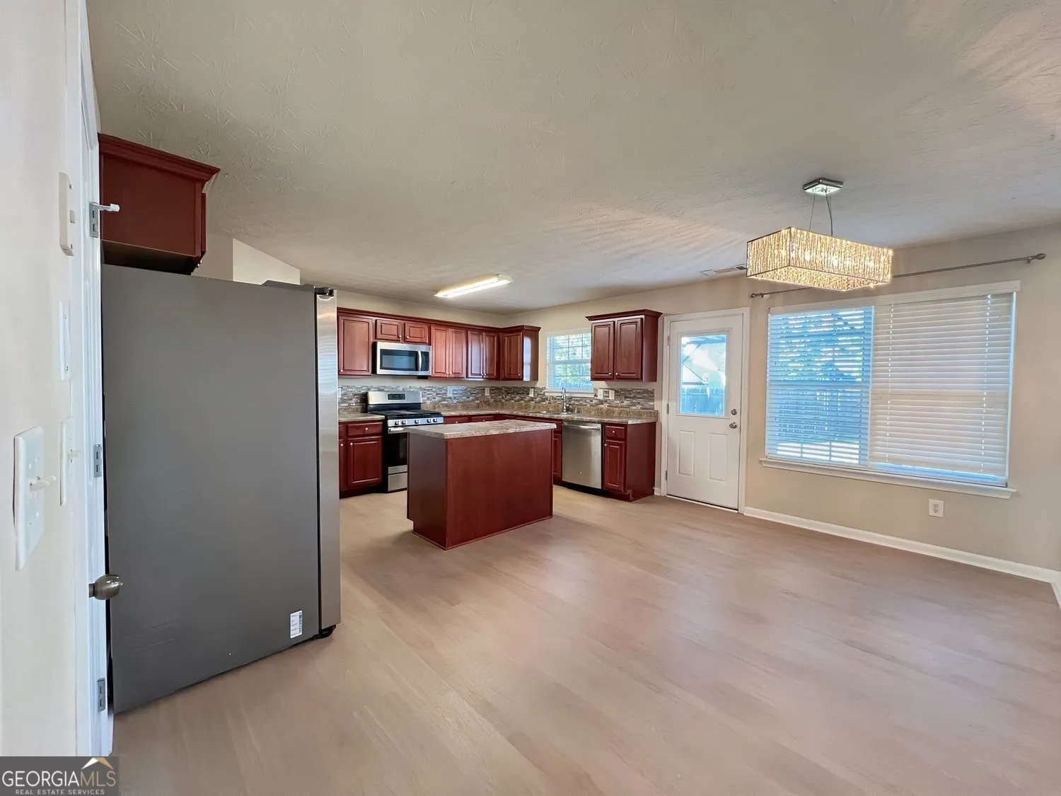 2751 Spence Court