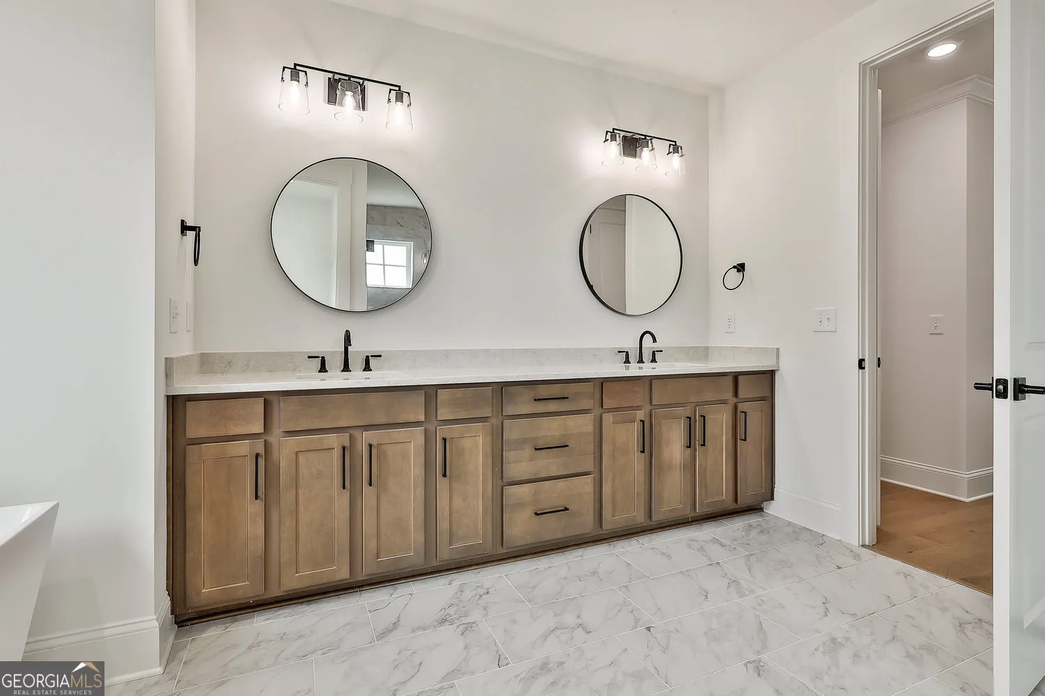 380 130 Dockside Drive, #380
