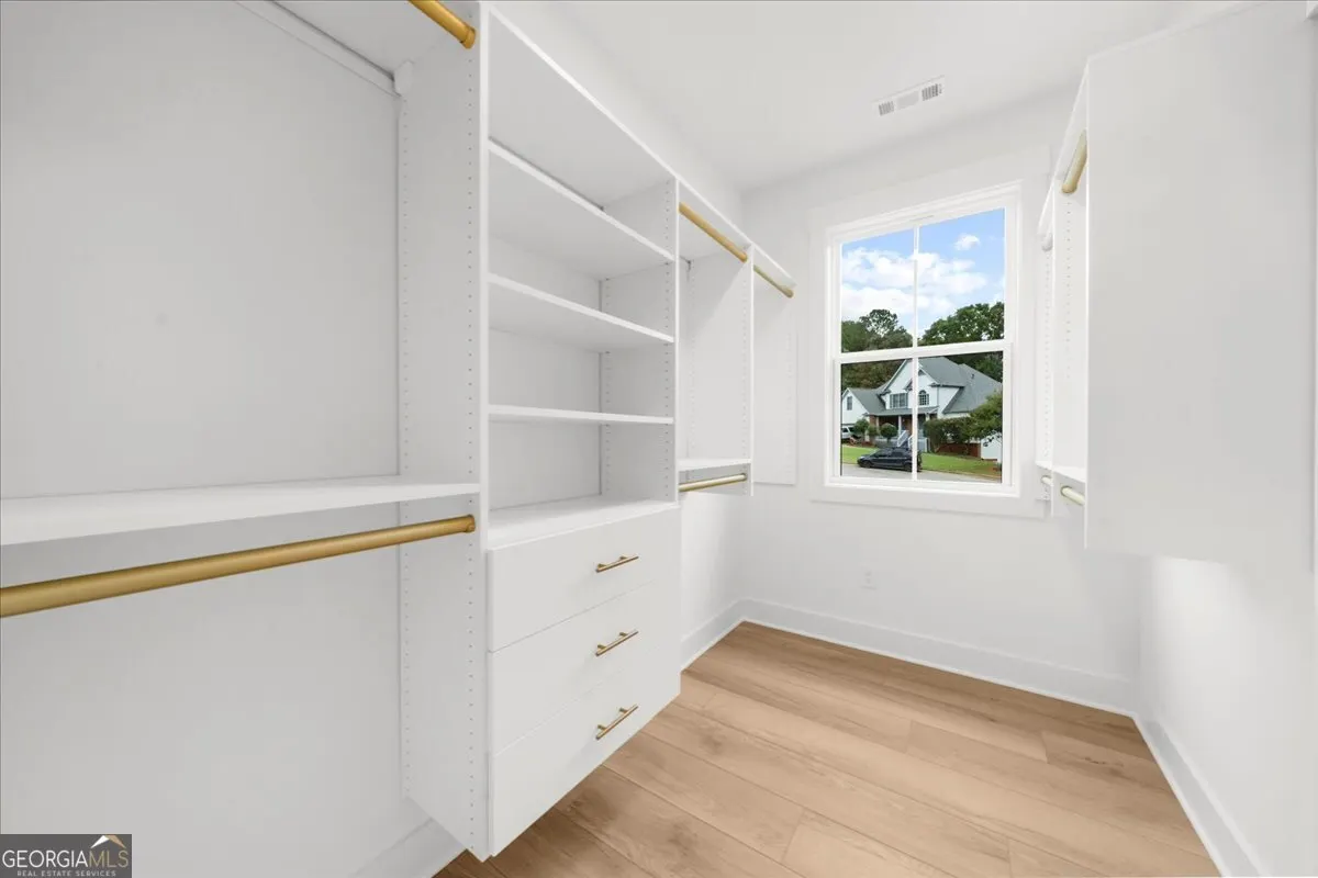 416 Ballymore Pass