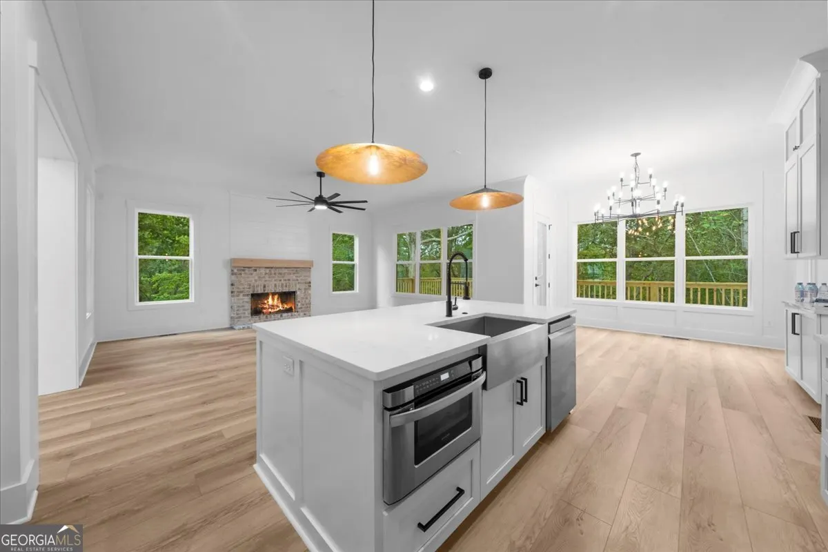 416 Ballymore Pass
