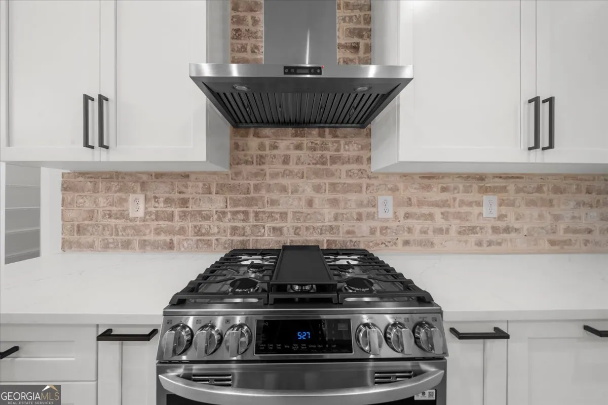 416 Ballymore Pass