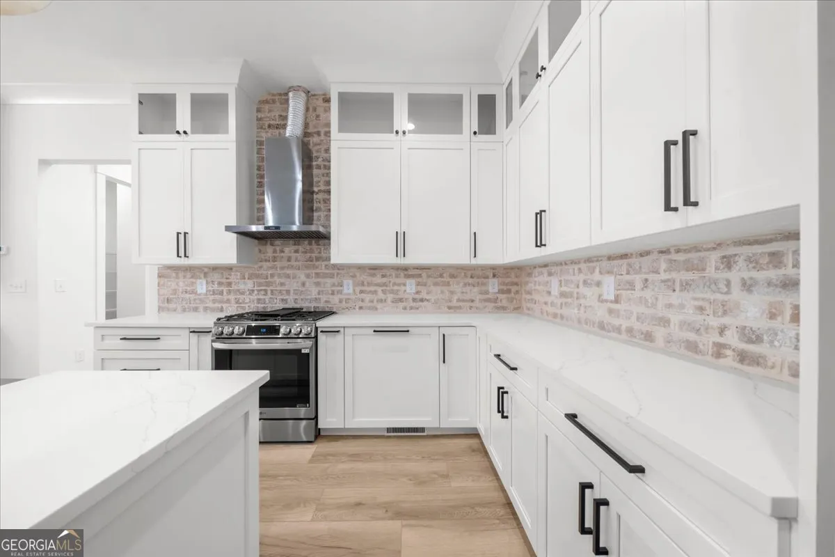 416 Ballymore Pass
