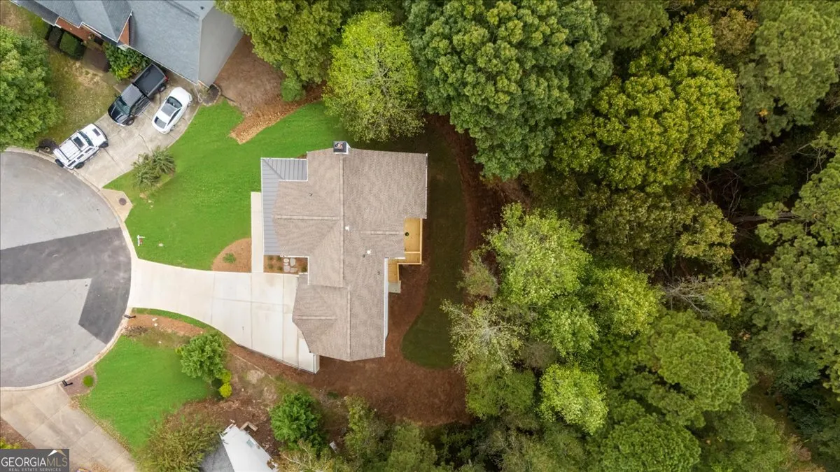 416 Ballymore Pass