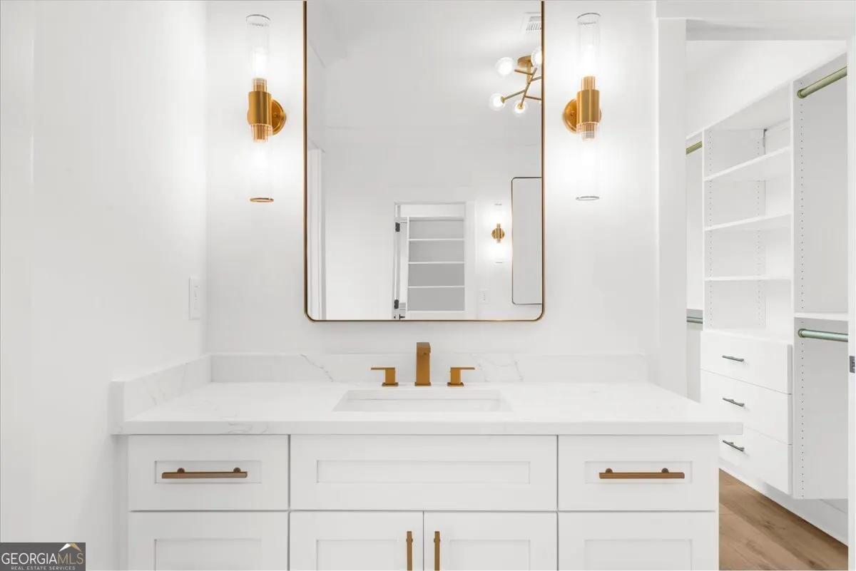 416 Ballymore Pass