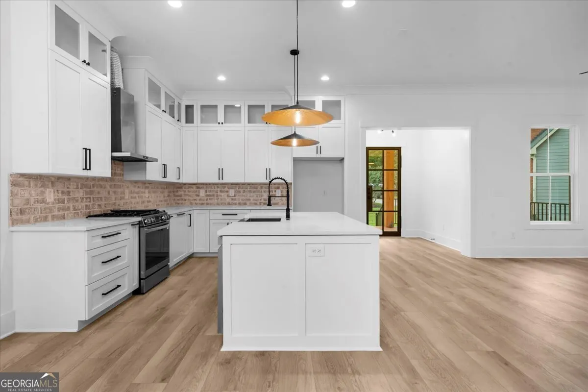 416 Ballymore Pass