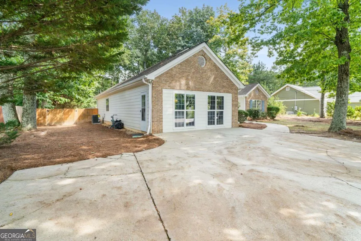 1934 McConnell Road