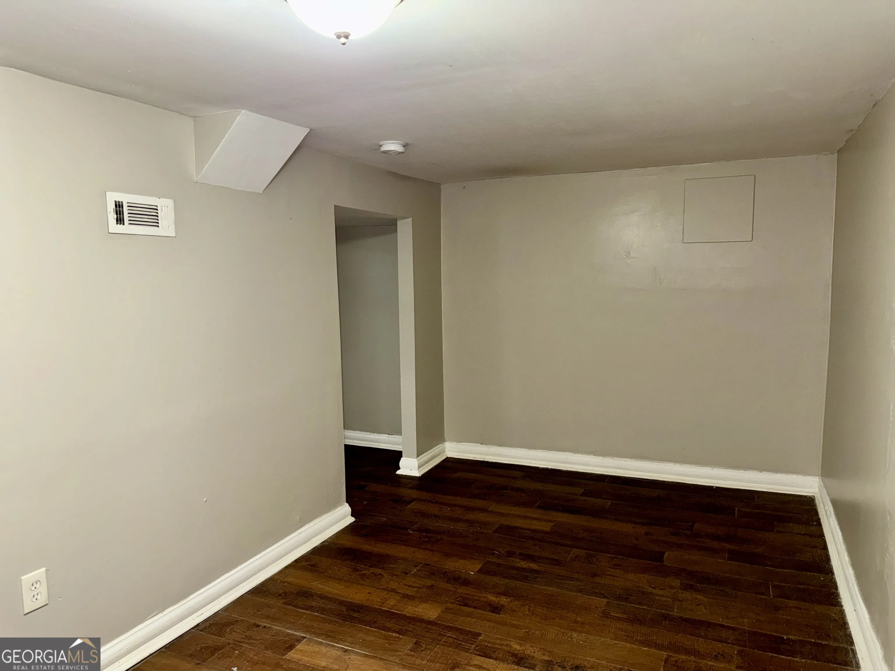 B 1307 SW Lorenzo Drive SW, #B