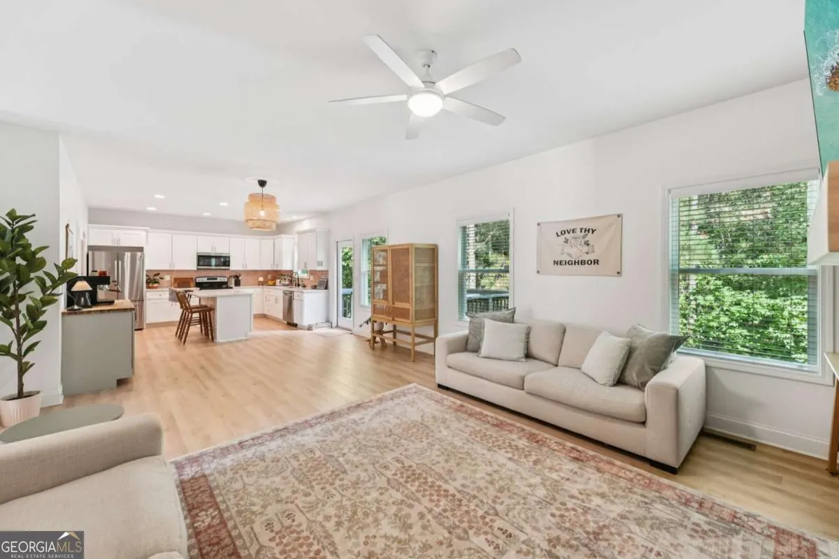 621 Stonehurst Lane