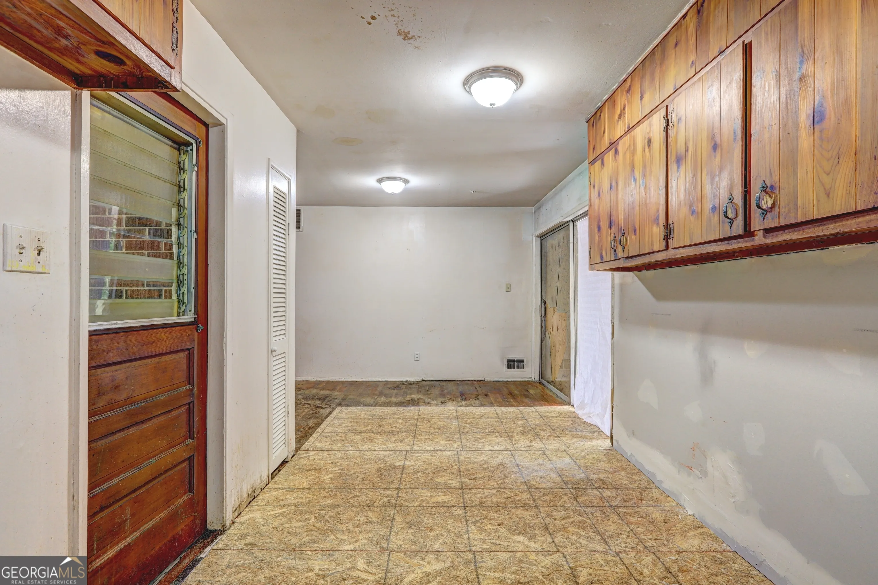 1564 Delia Drive