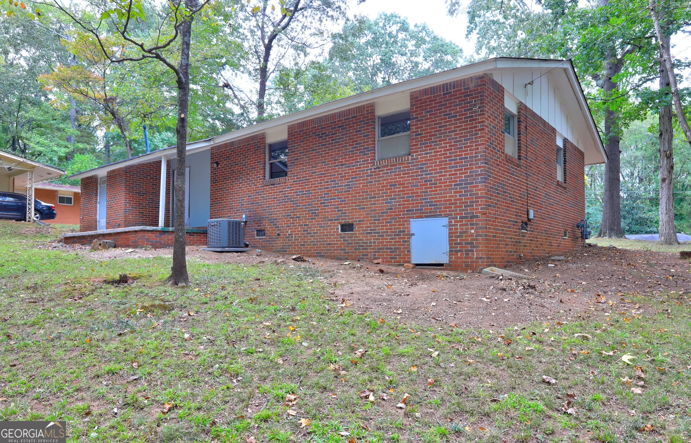 1564 Delia Drive