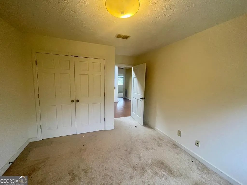 574 Old Chipley Rd