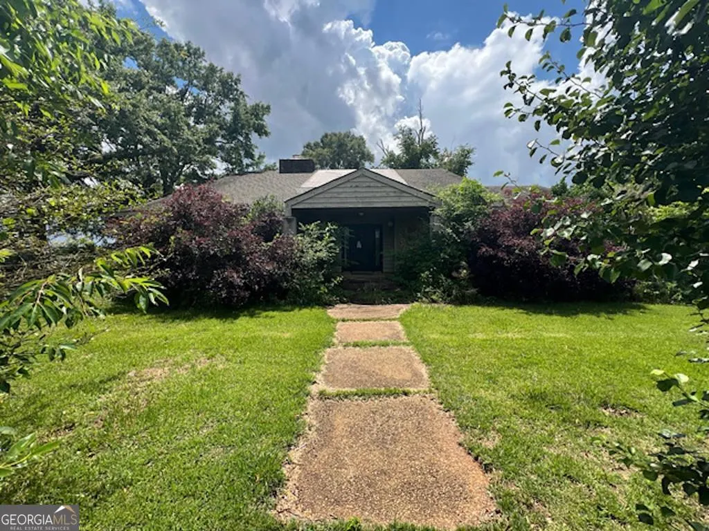 574 Old Chipley Rd