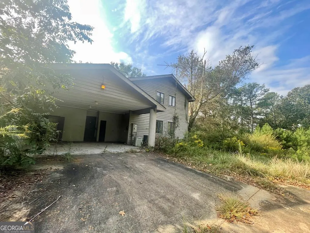 574 Old Chipley Rd