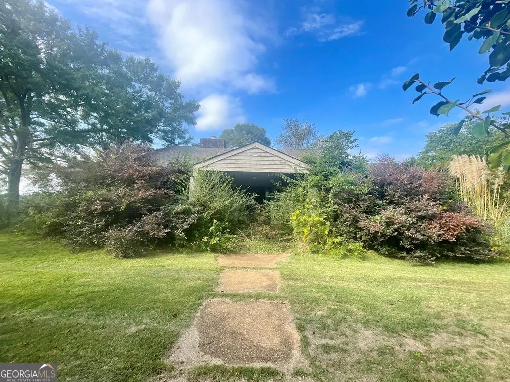 574 Old Chipley Rd