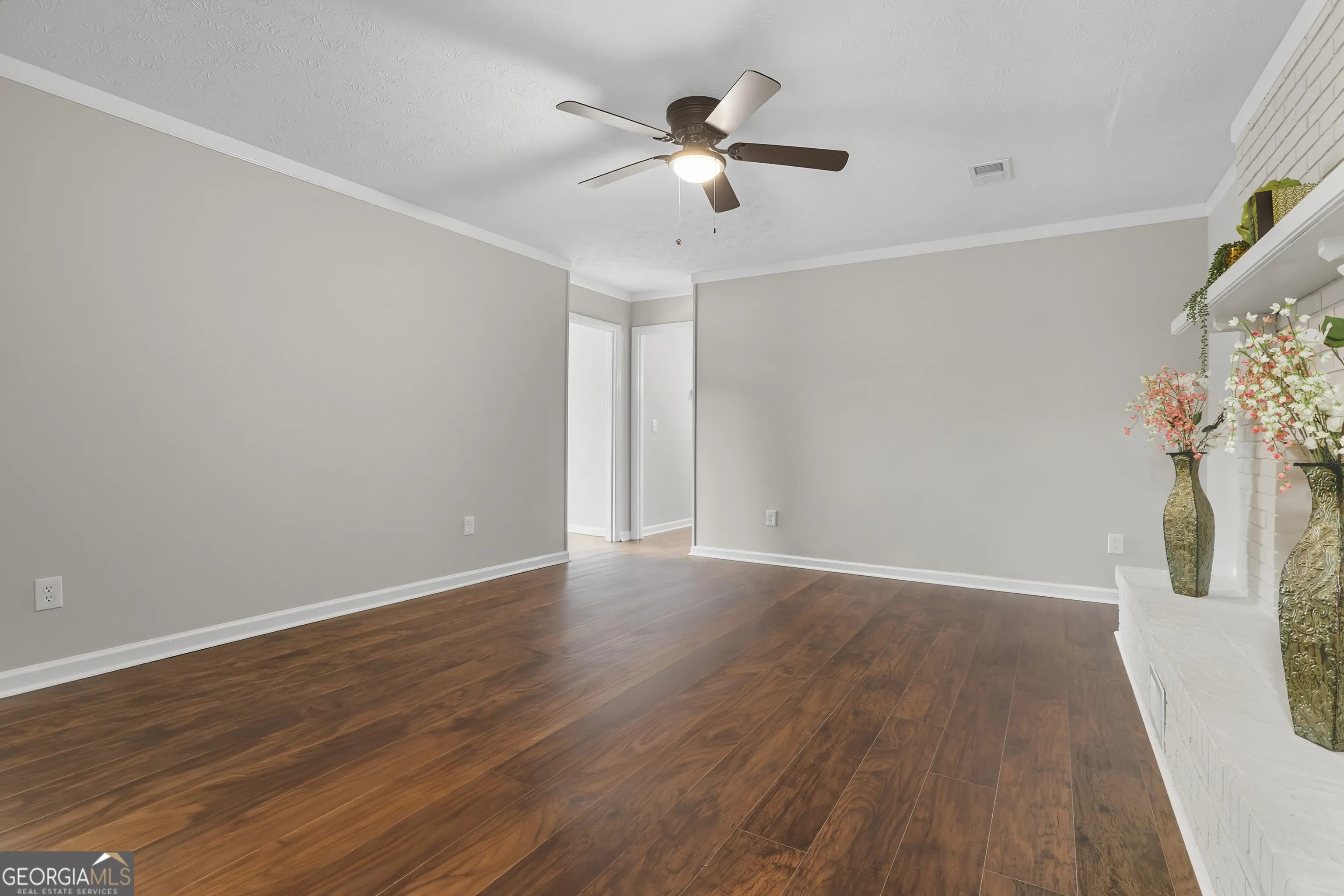 2501 White Chapel Drive