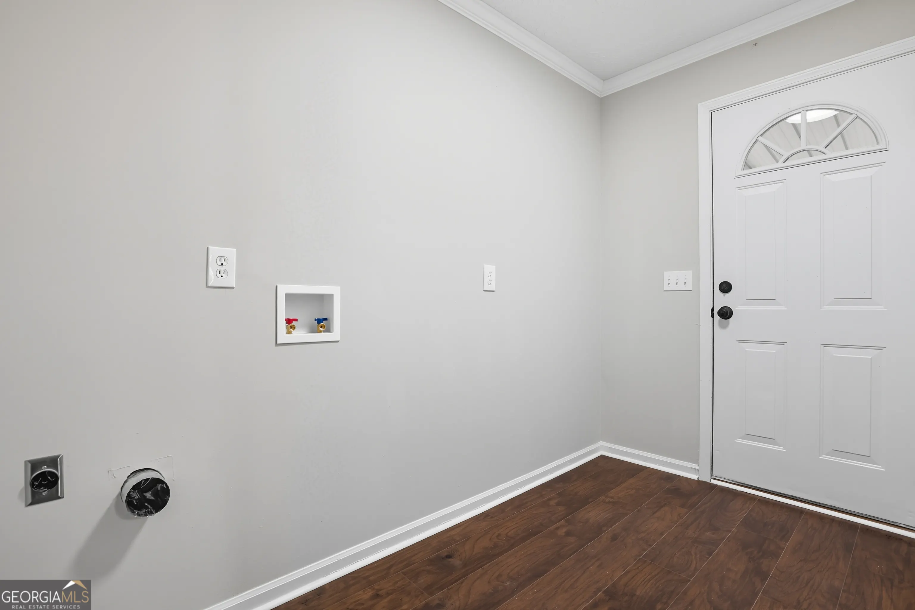 2501 White Chapel Drive