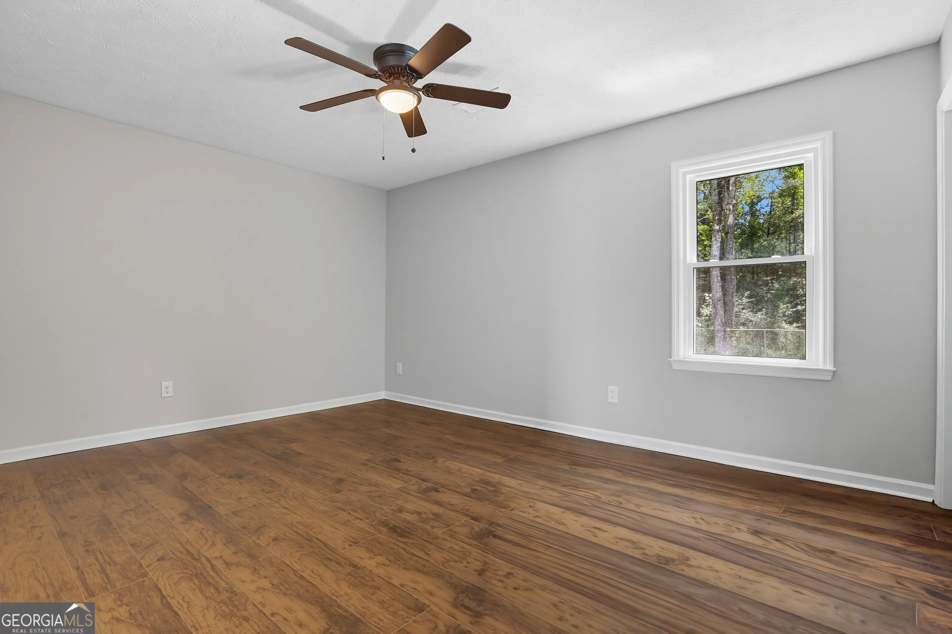 2501 White Chapel Drive