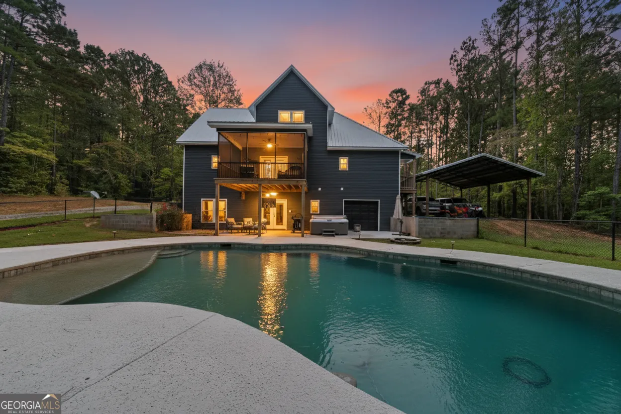 332 Hickory Lane