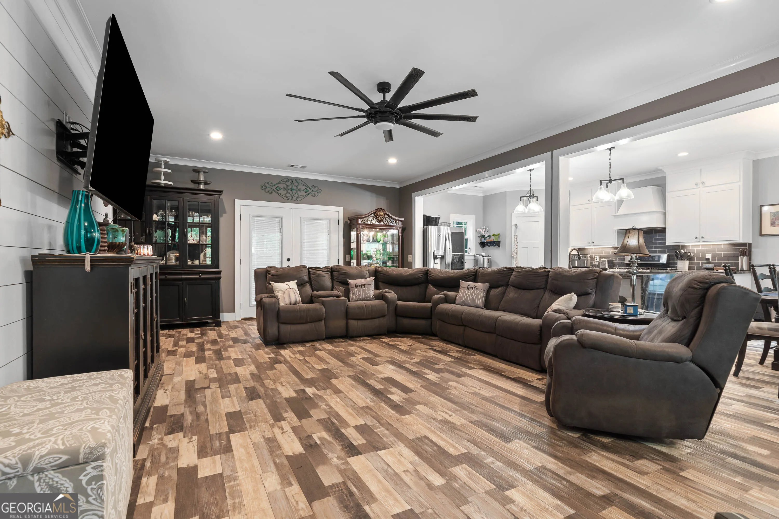 332 Hickory Lane