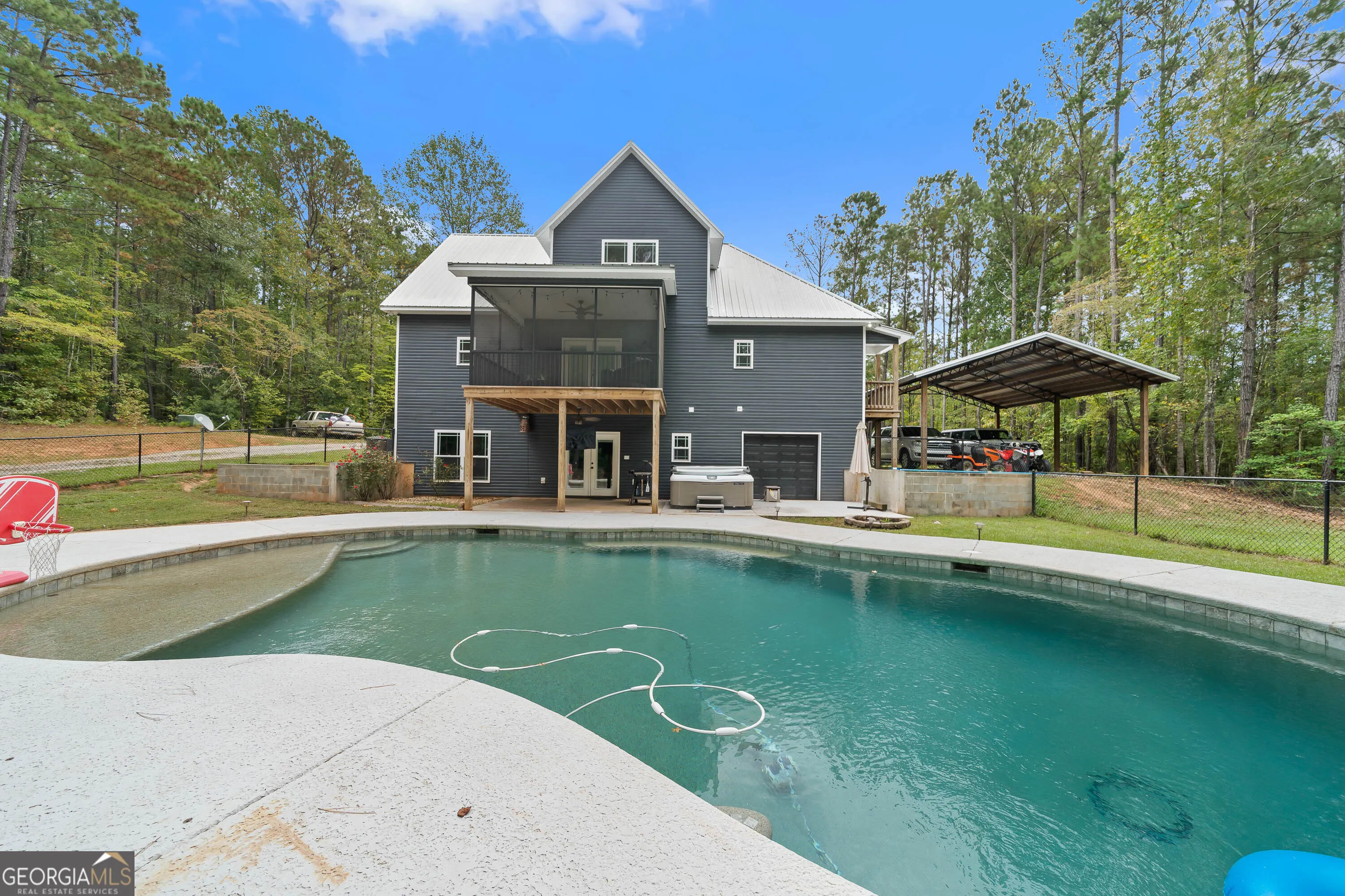 332 Hickory Lane