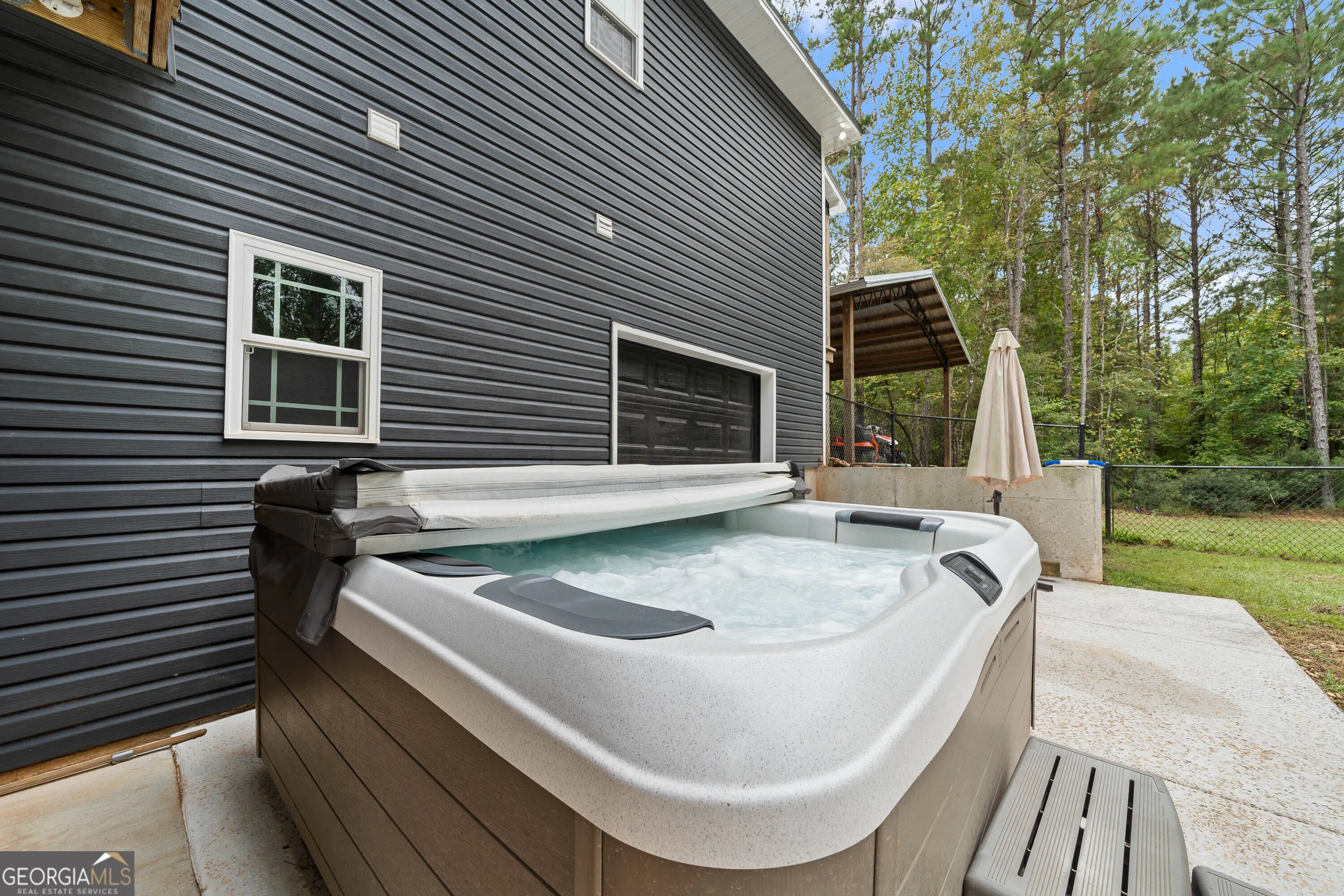 332 Hickory Lane
