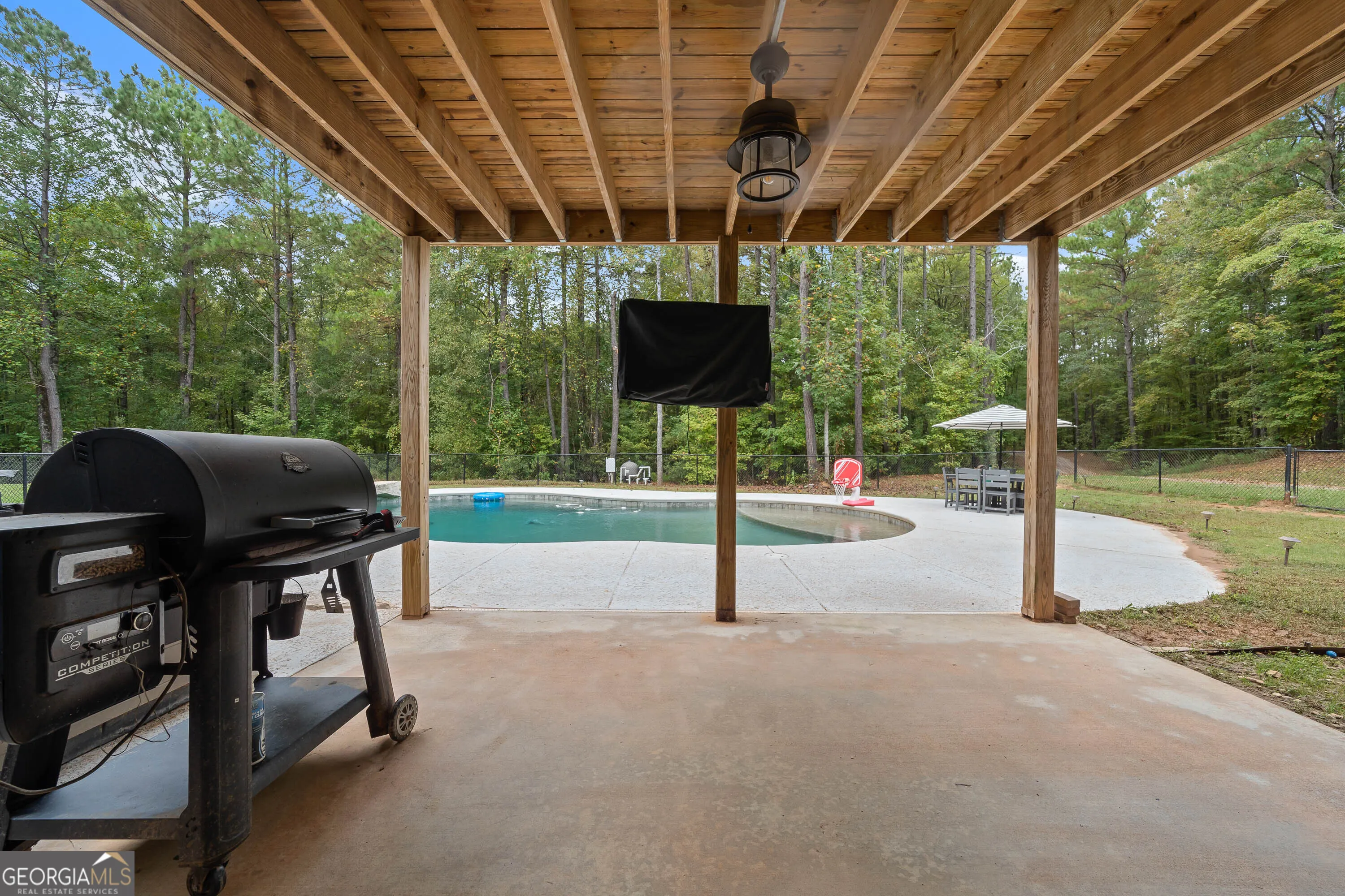 332 Hickory Lane