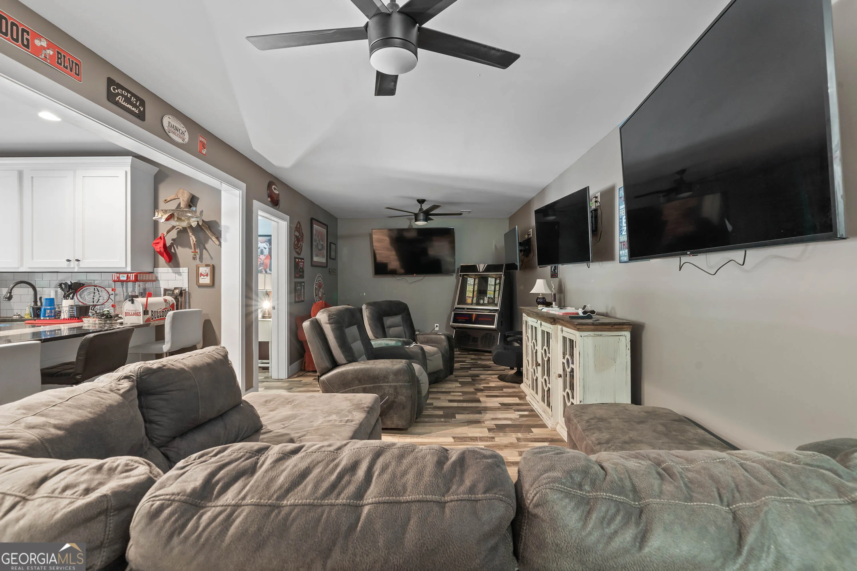 332 Hickory Lane