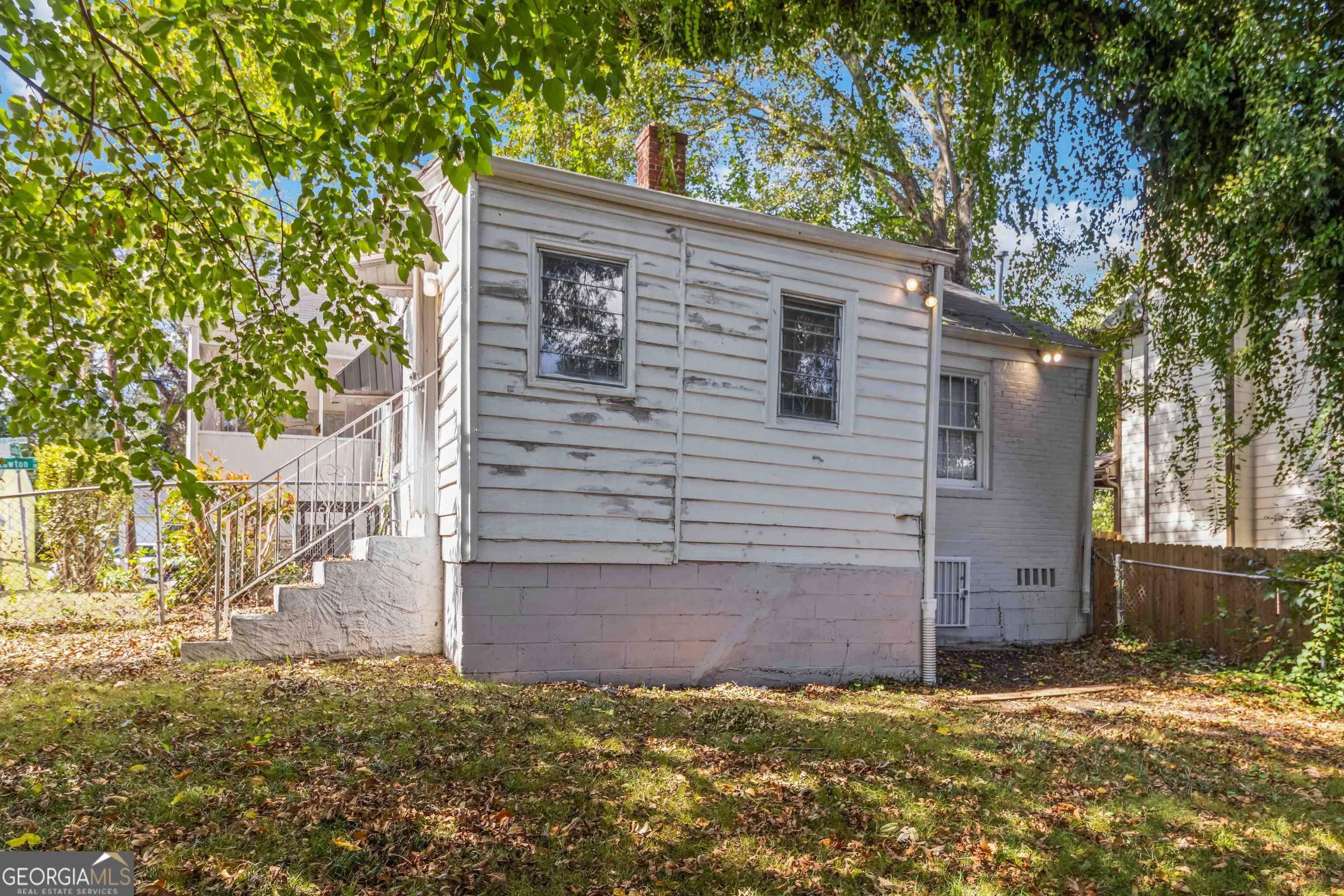 154 Lawton Street SW