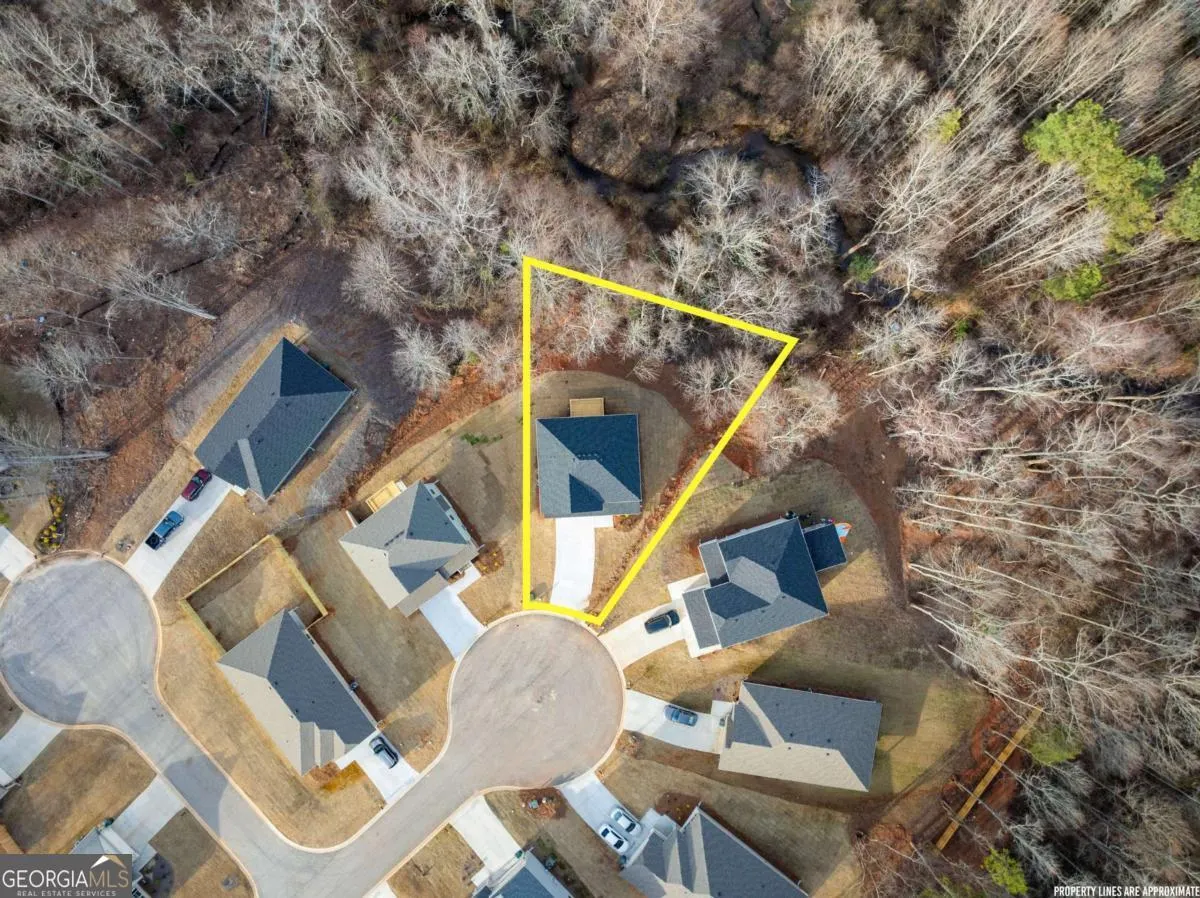 325 Magnolia Villas Drive
