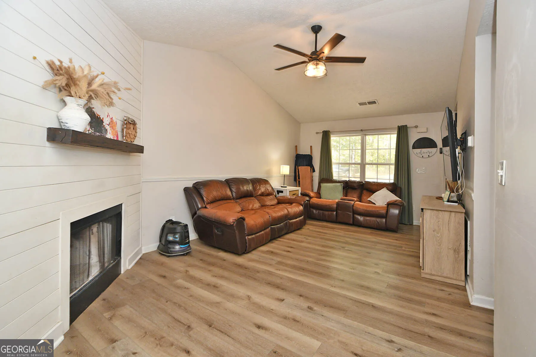 5151 Primrose Road