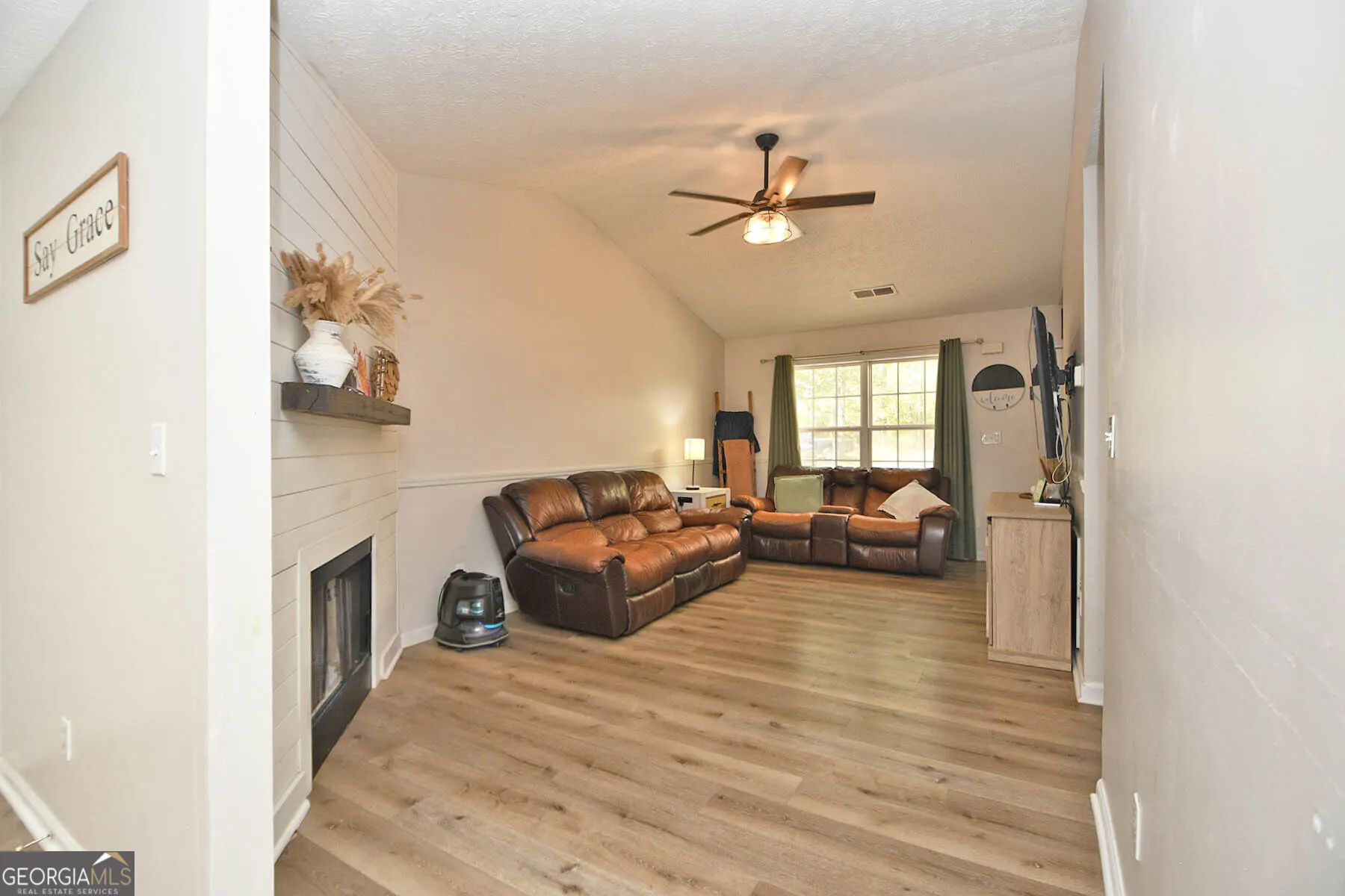 5151 Primrose Road