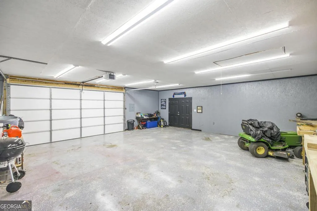 204 Lovorn Circle