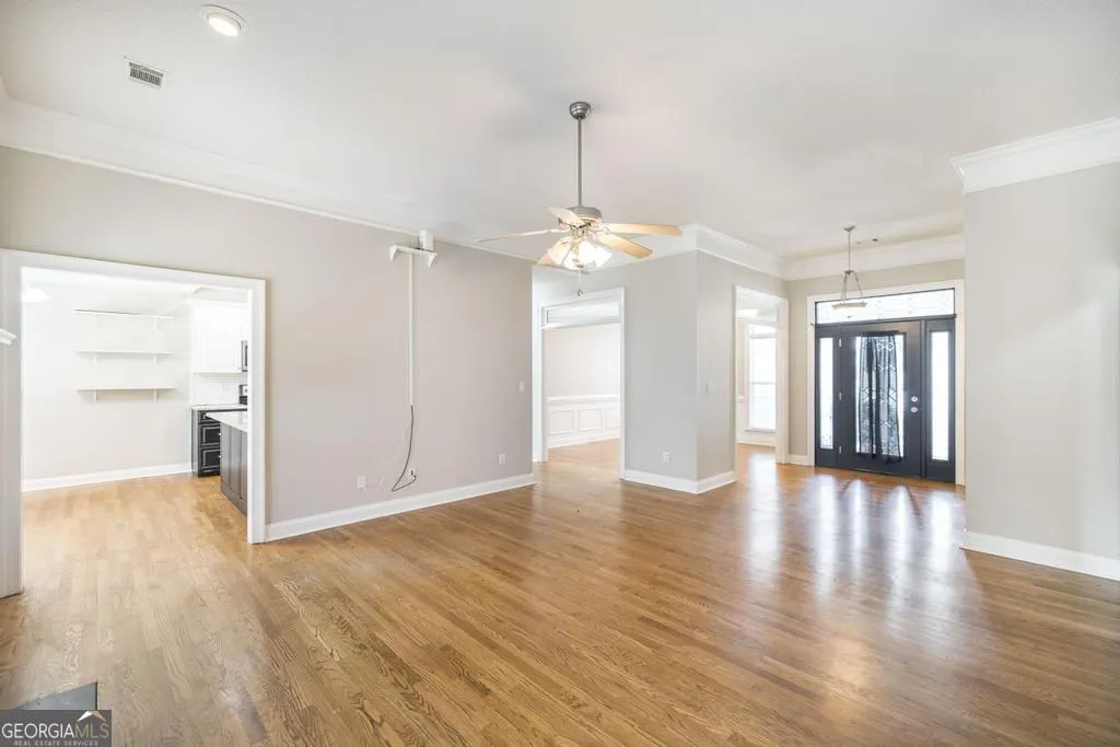 204 Lovorn Circle