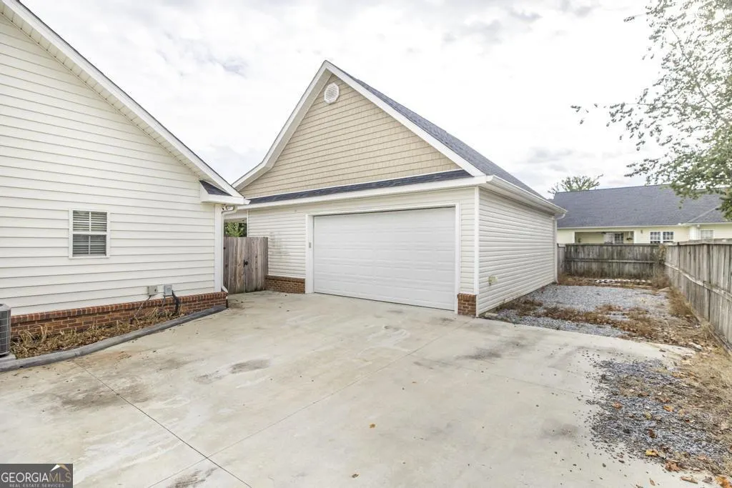 204 Lovorn Circle