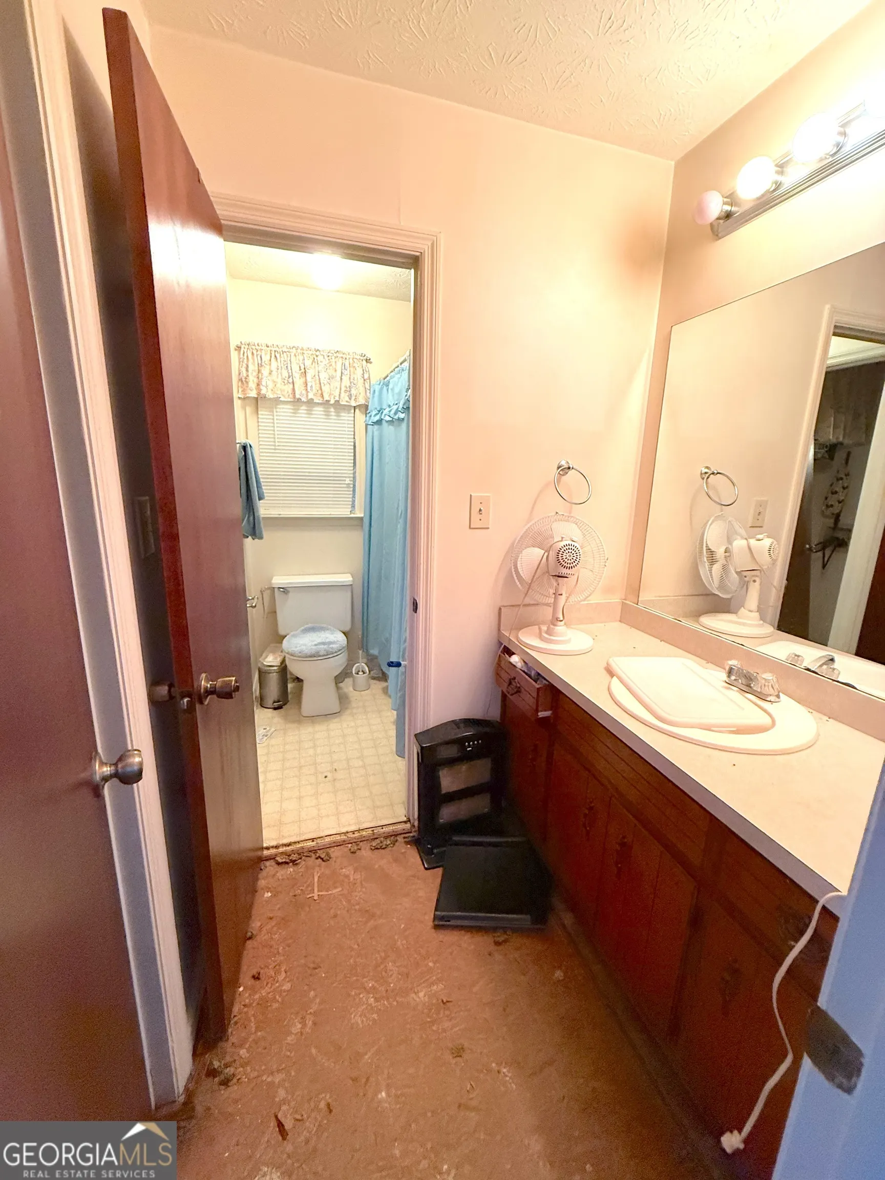 5059 Whites Mill Drive