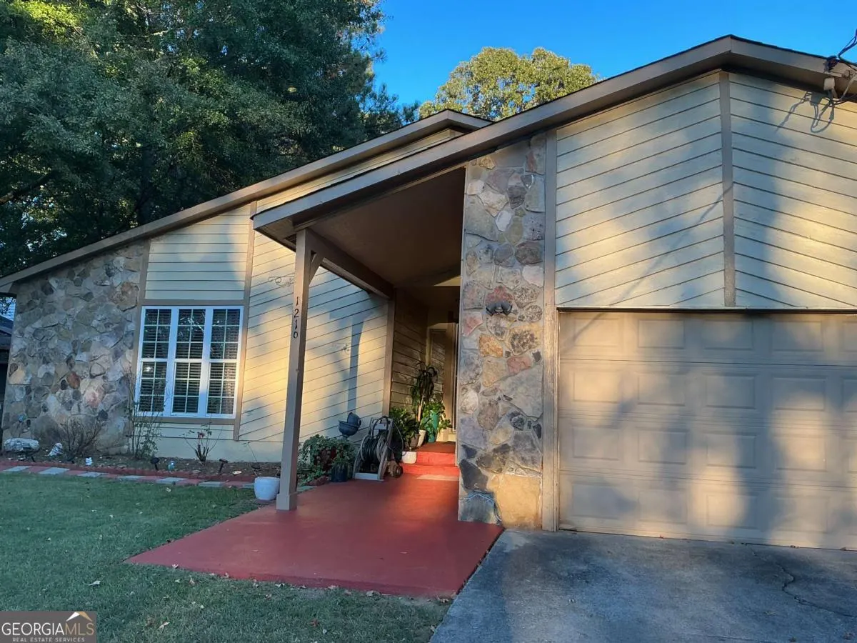 1210 Herrington Road
