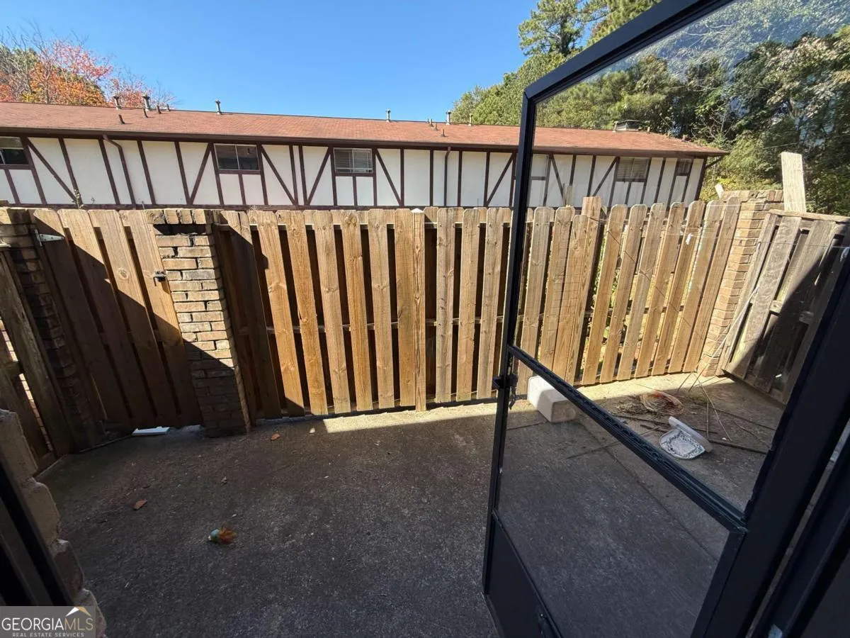 D 2956 N Dekalb Drive, #D