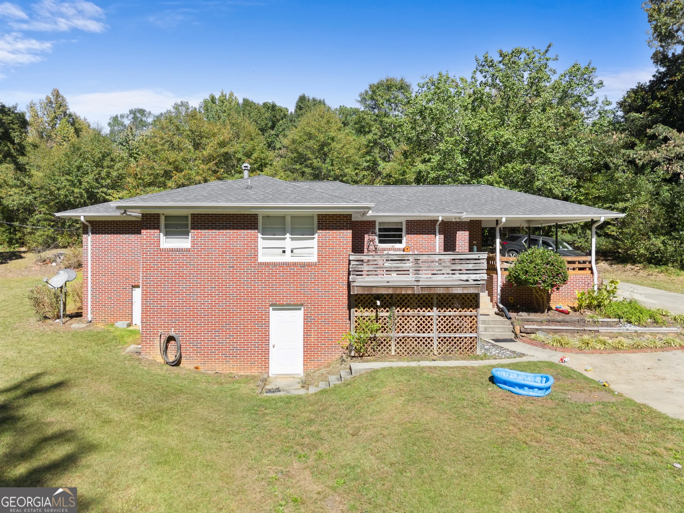 148 Moreland Avenue