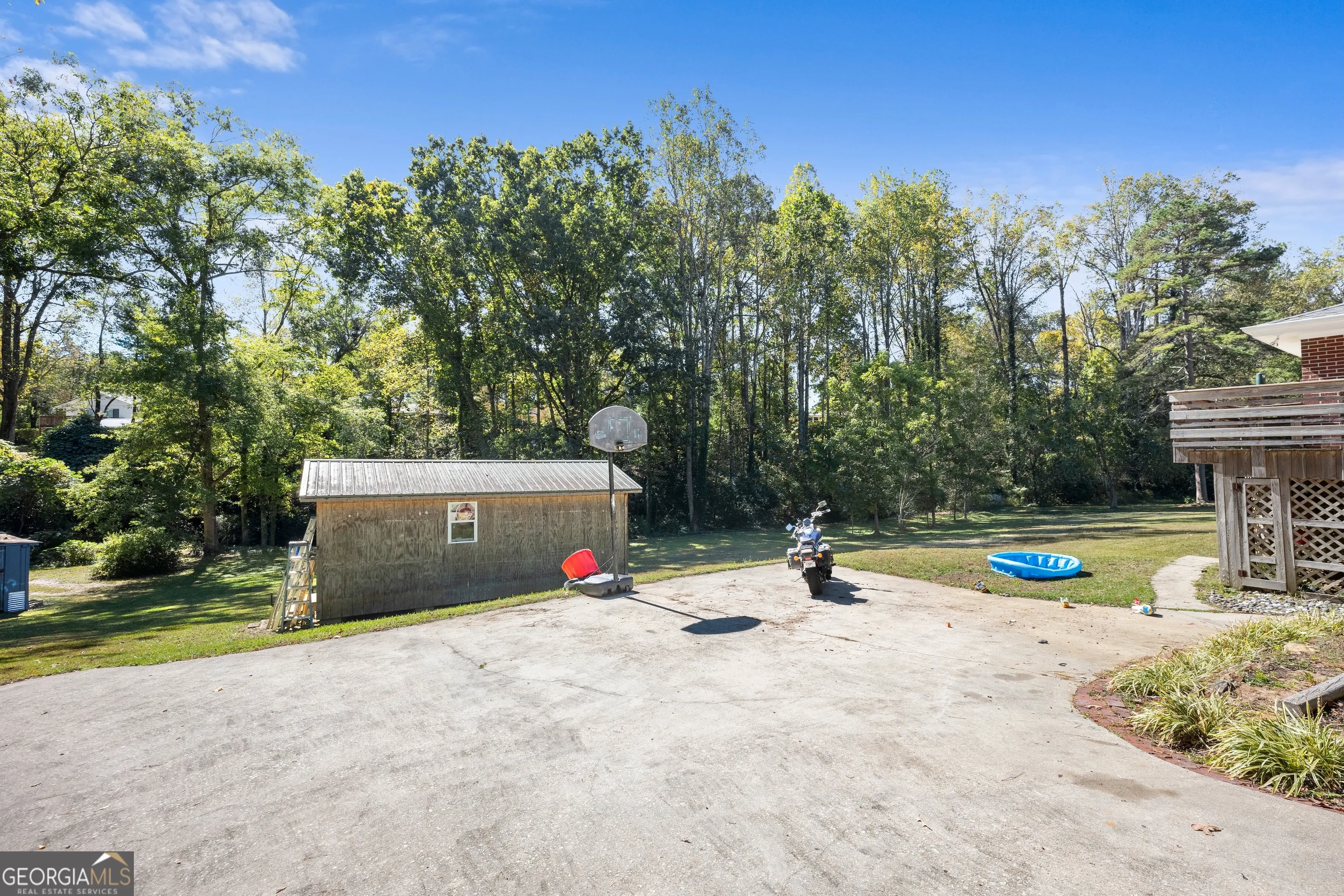 148 Moreland Avenue