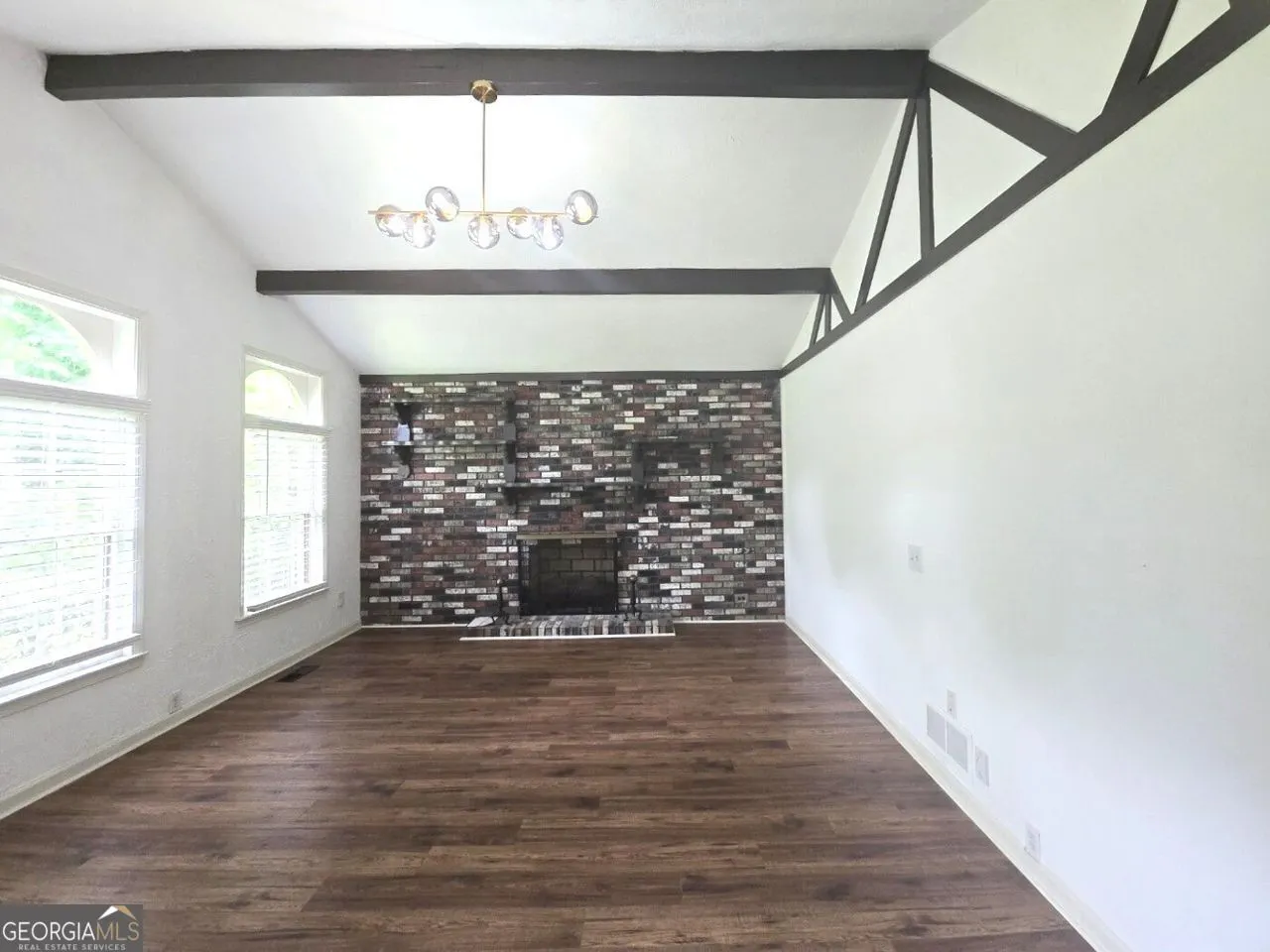2821 MEADOW LARK