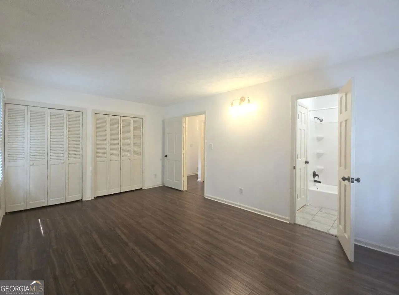2821 MEADOW LARK