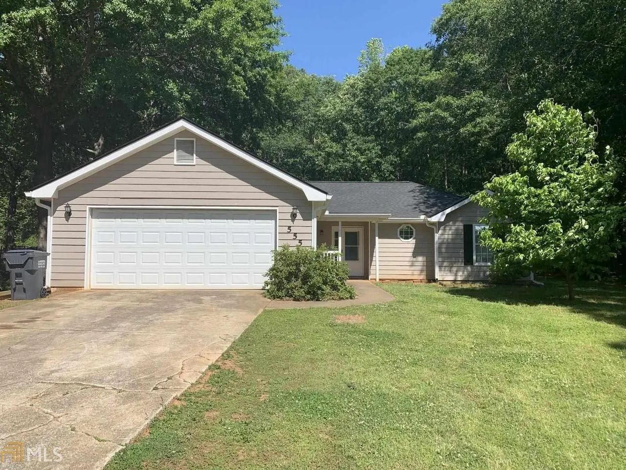 555 Cowan Road