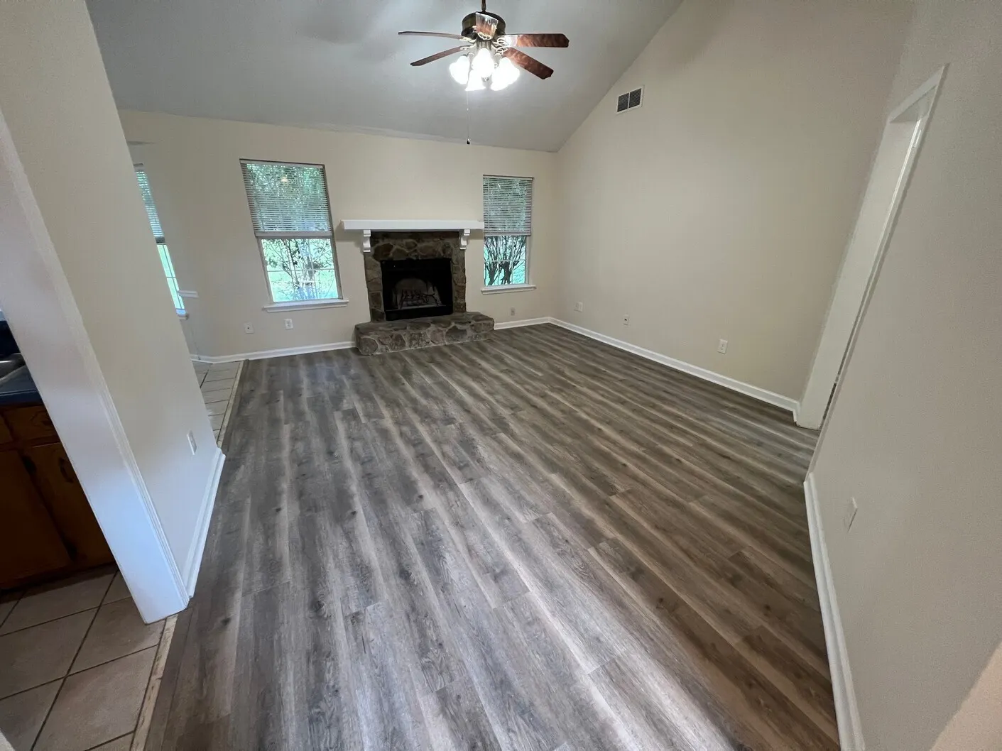 555 Cowan Road