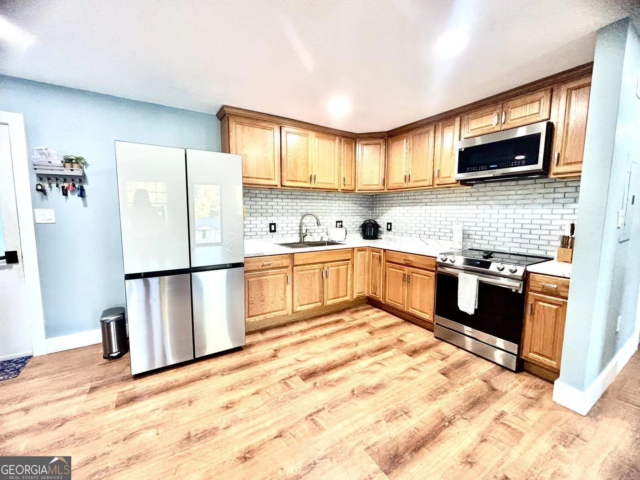 3708 Lindsey Drive