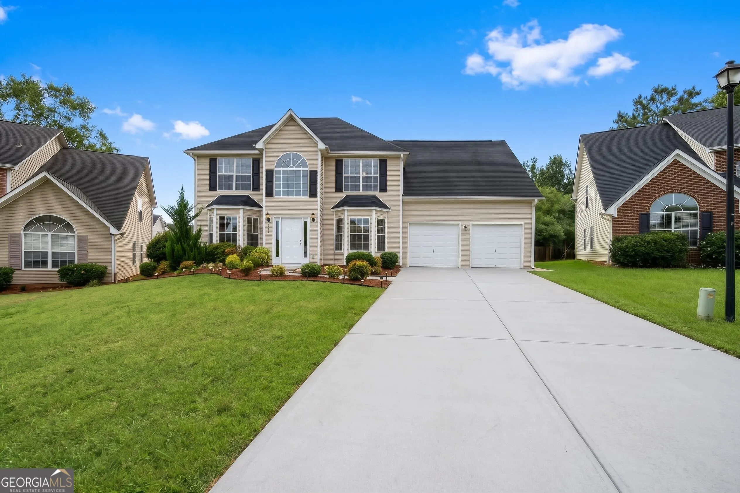 412 Lake Front Court